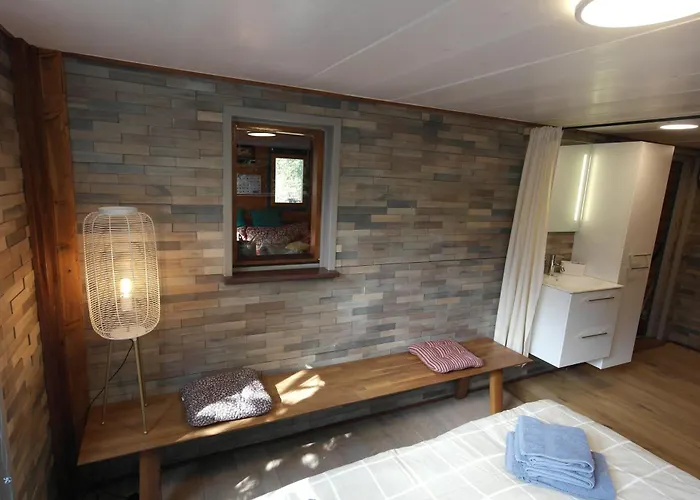 In Paradise Garden Велден