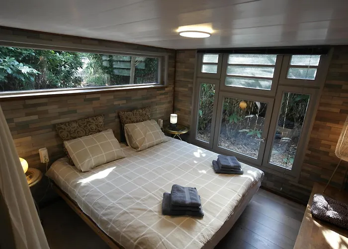 アパート In Paradise Garden *