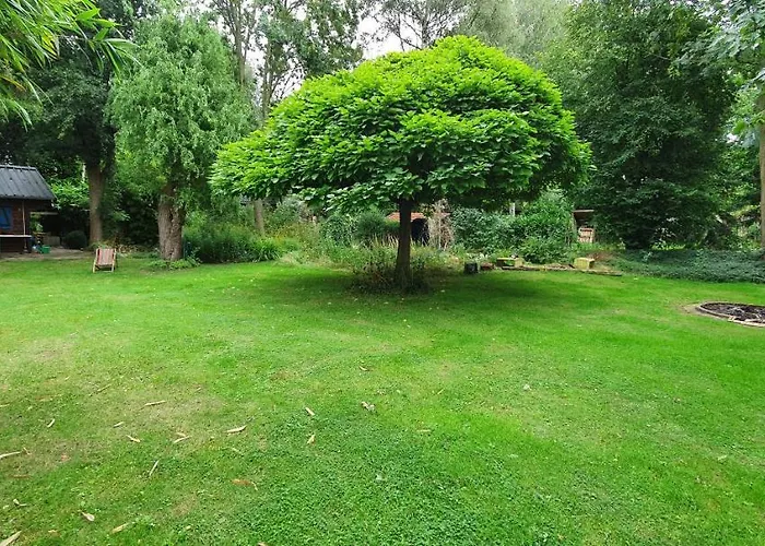 In Paradise Garden דירה *